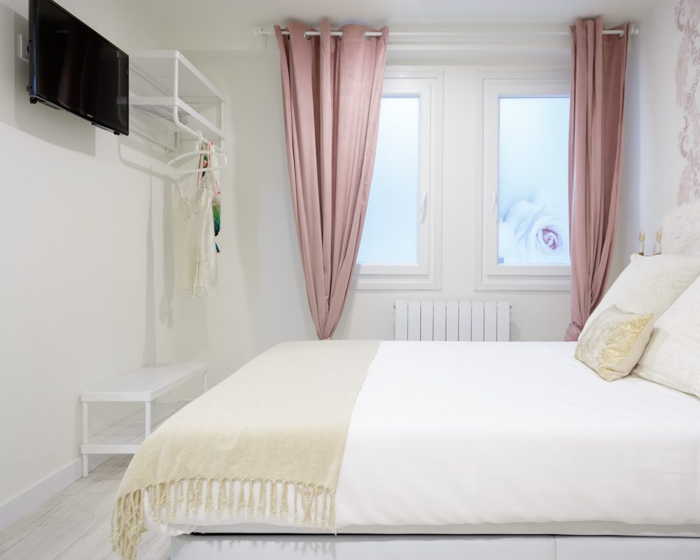 Habitación de hotel ubicado en el dentro de vitoria